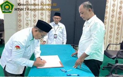 Kepala MTsN 2 Kepulauan Meranti Hadiri Penandatanganan Perkin dan Penyerahan DIPA 2026