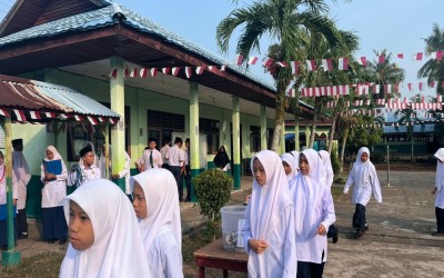 MTsN 2 Meranti Galang Donasi Kemanusiaan, Tanamkan Kepedulian Sosial